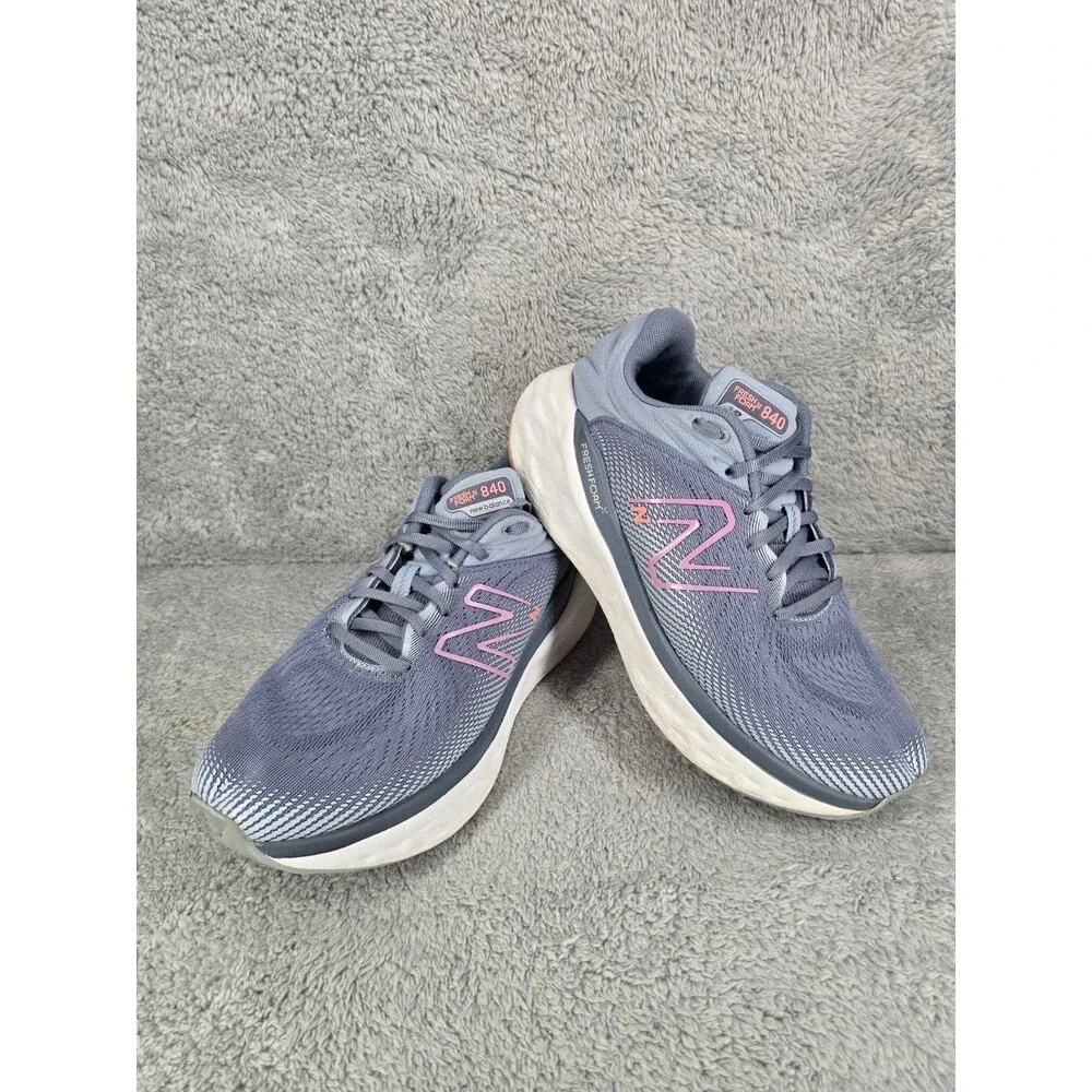 New Balance Fresh Foam X 840 V1 Shoes Womens Sz 9.5 2E Gray Pink Lace Up Sneaker